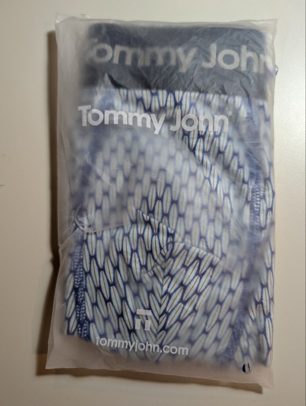 Tommy John Second Skin M  Navy/White Surf The Web Surfboard 4" Boxer Briefs NWT